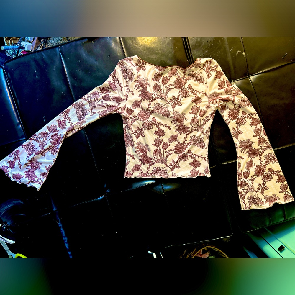 Size M cute shirt for day or night wear